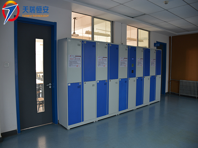 北京勞動保障職業學院聯網智能儲物柜項目案例